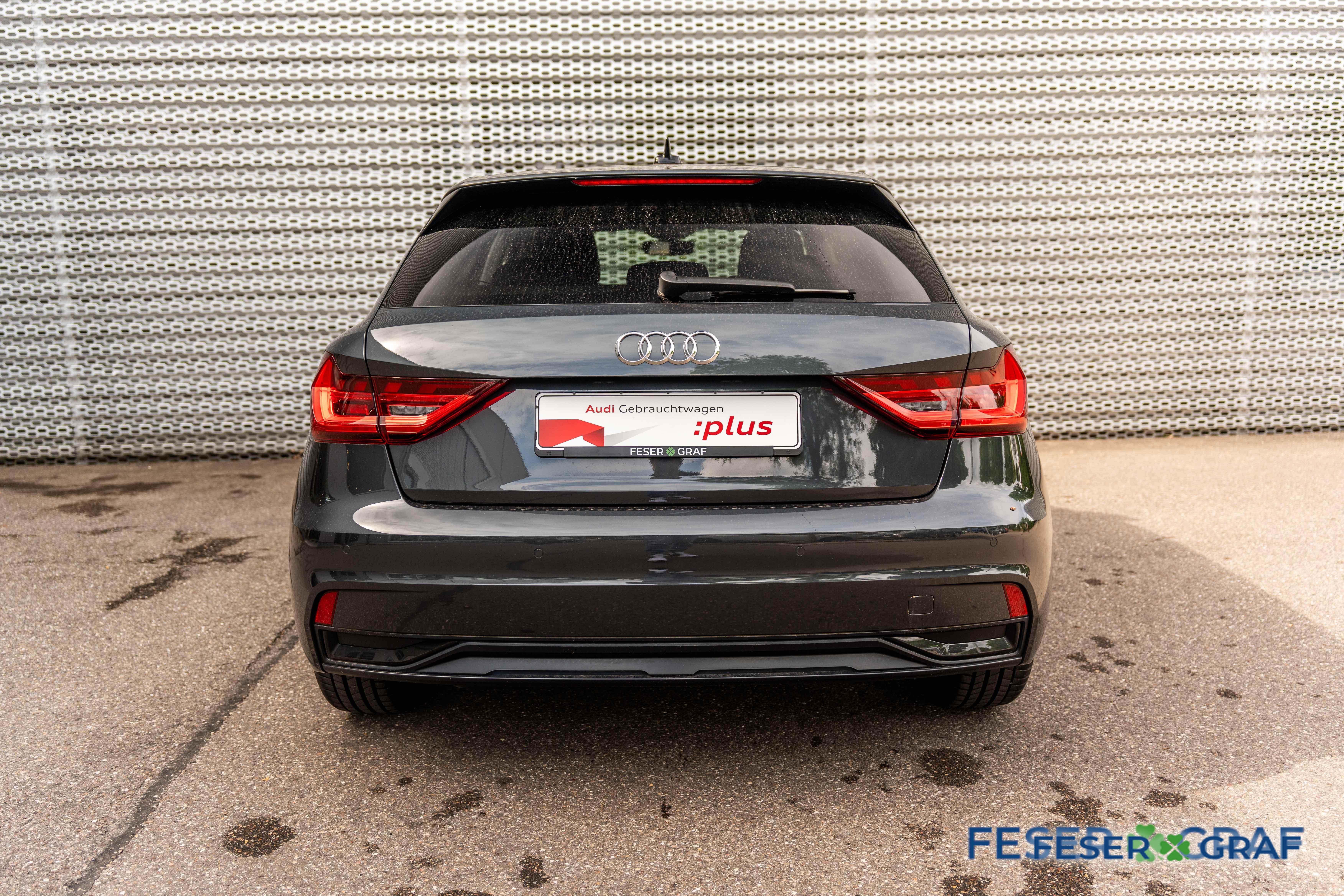 AUDI A1 SPORTBACK (4/6)
