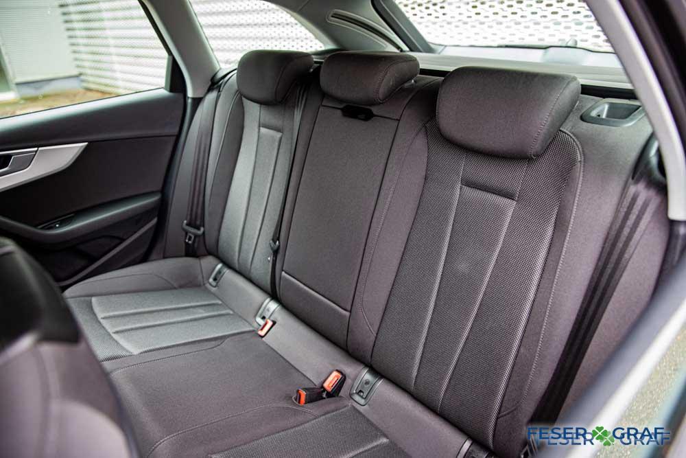 AUDI A4 AVANT (13/20)