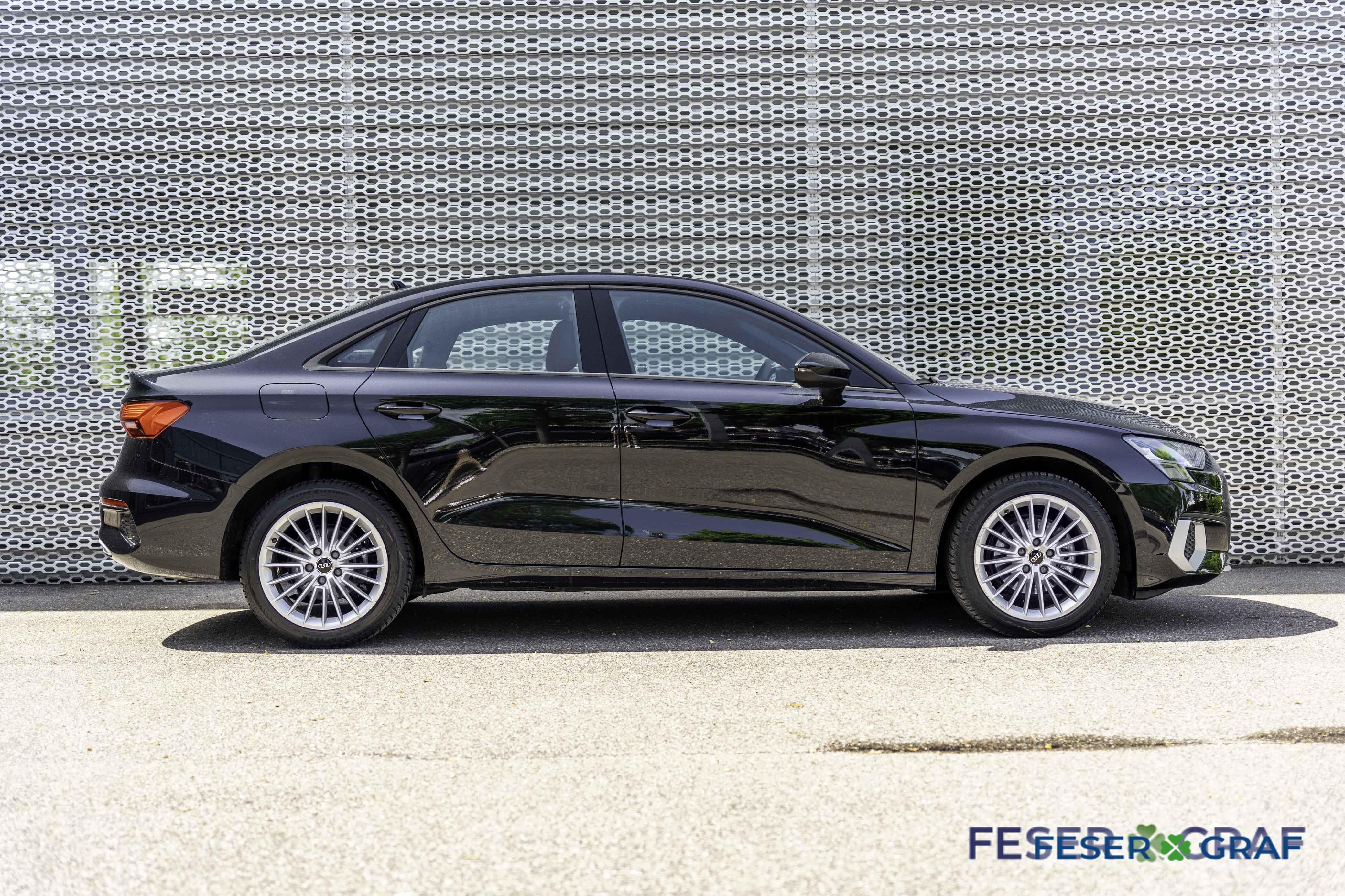 AUDI A3 LIMOUSINE (6/6)
