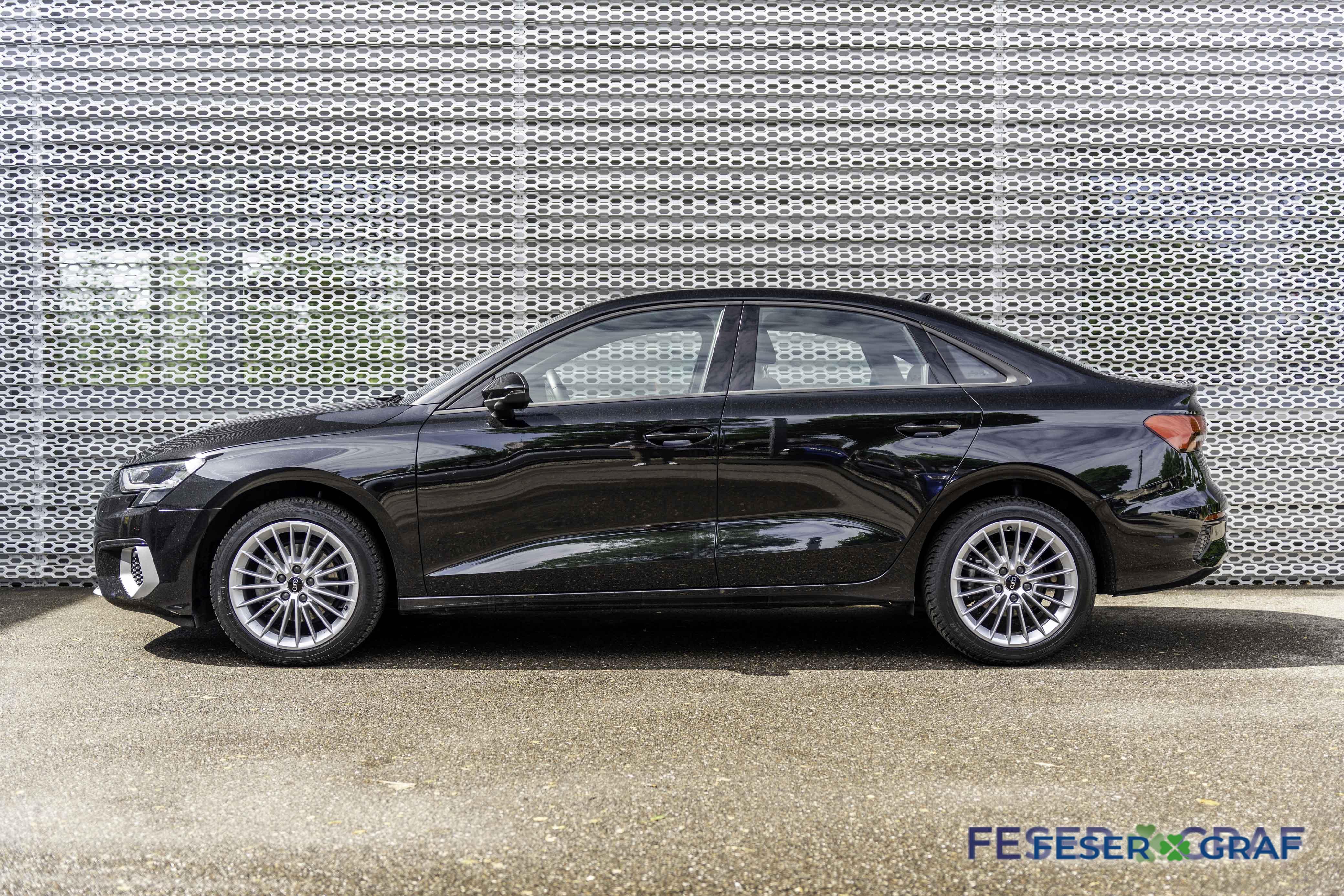 AUDI A3 LIMOUSINE (5/6)