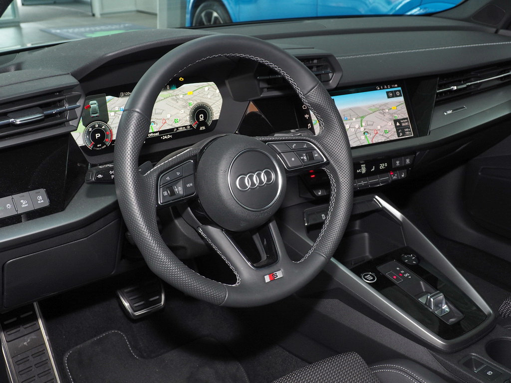 AUDI A3 (6/12)