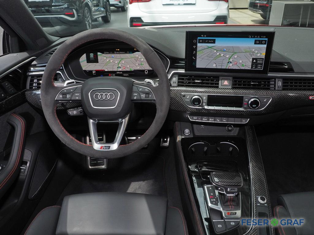 AUDI RS4 AVANT (3/5)