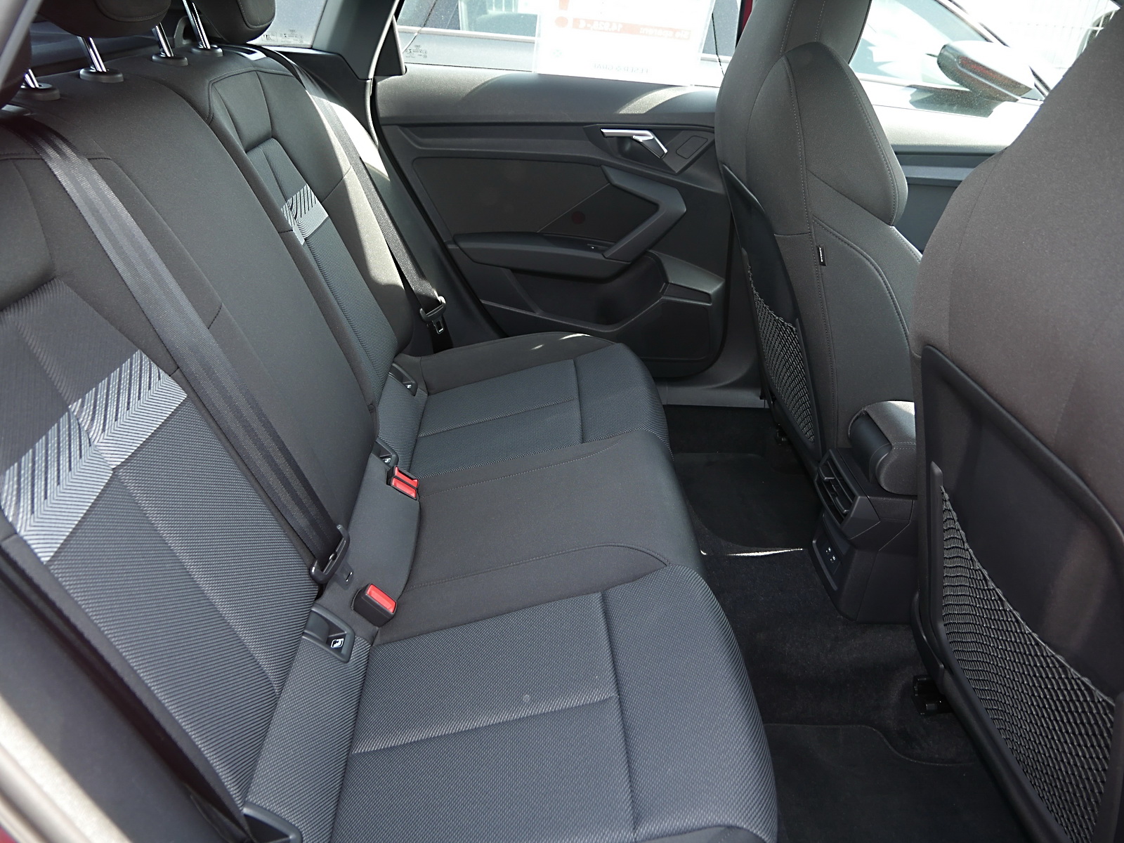 AUDI A3 SPORTBACK (6/18)