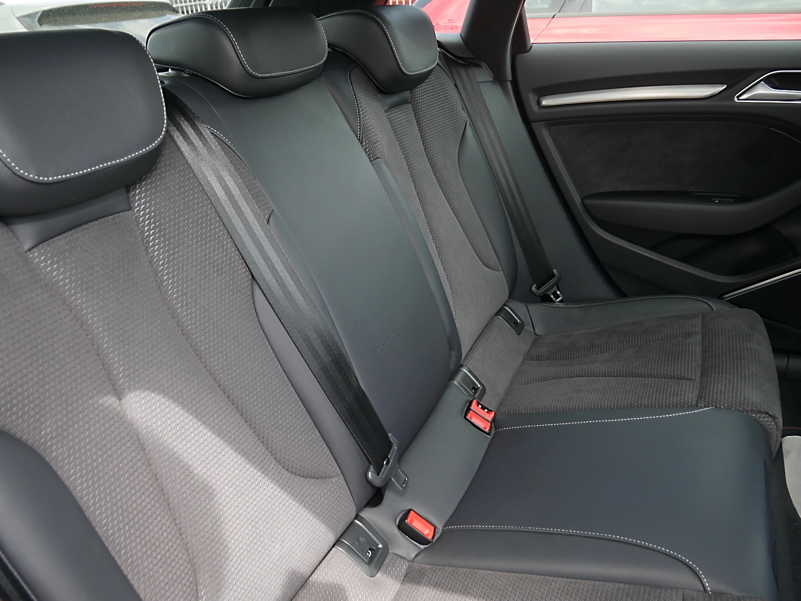 AUDI S3 SPORTBACK (6/17)