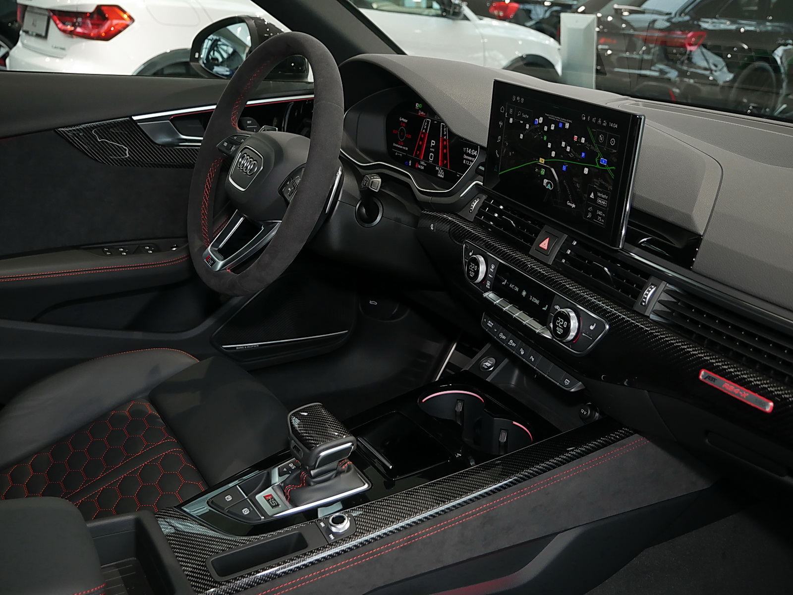 AUDI RS4 AVANT (8/26)