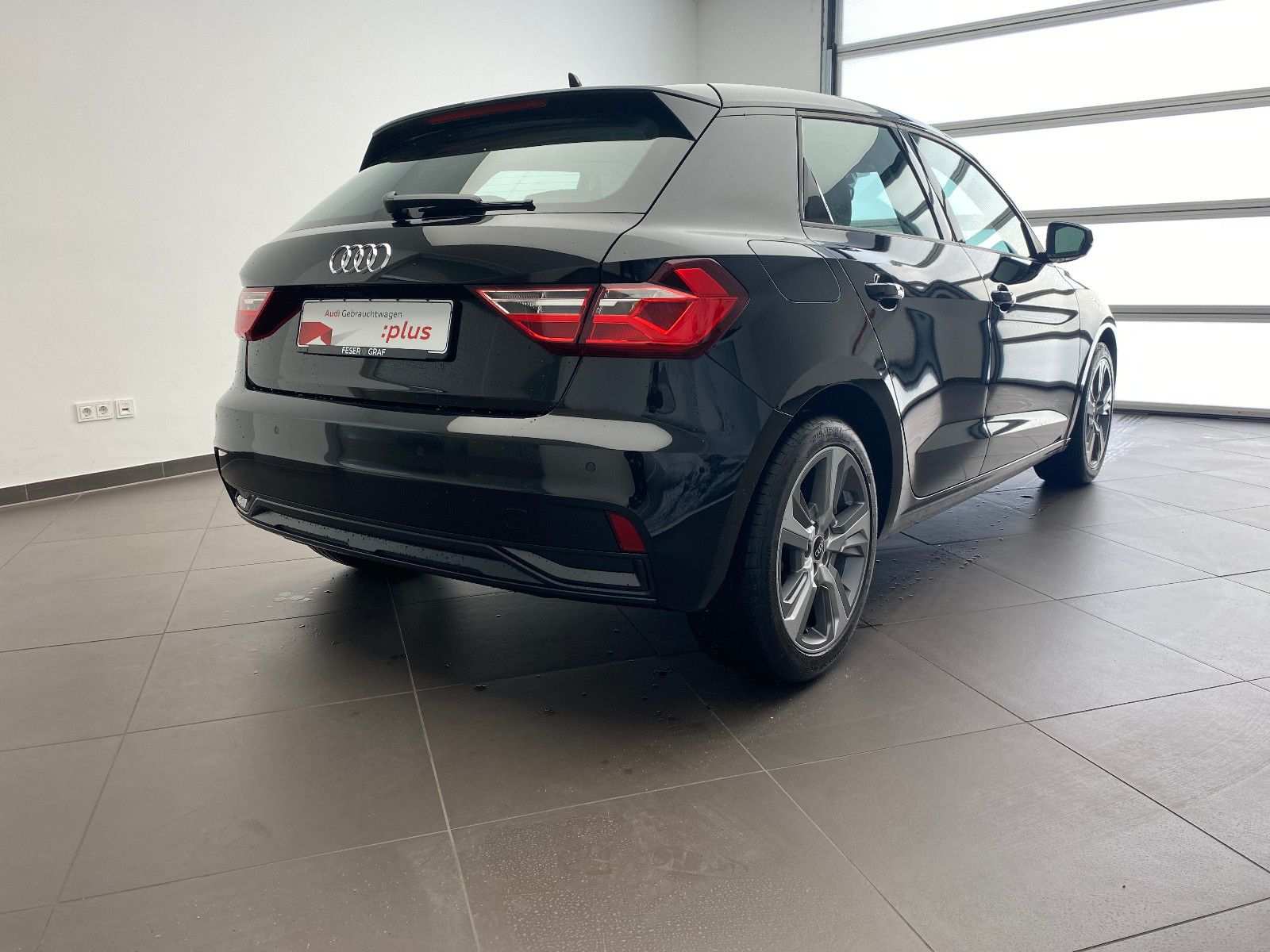 AUDI A1 SPORTBACK (5/18)