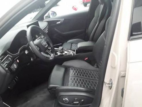 AUDI RS4 AVANT (3/6)