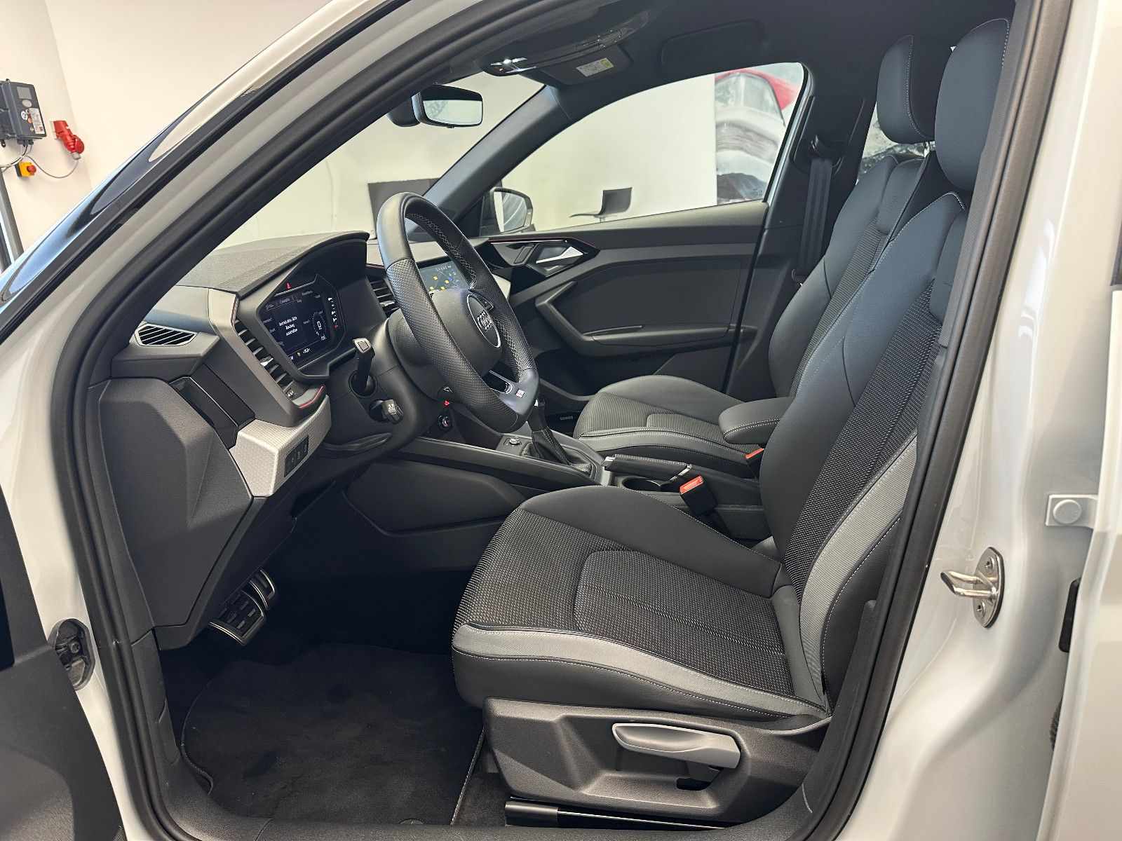AUDI A1 SPORTBACK (9/19)