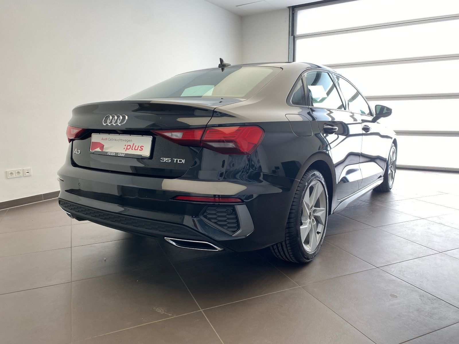 AUDI A3 LIMOUSINE (5/6)