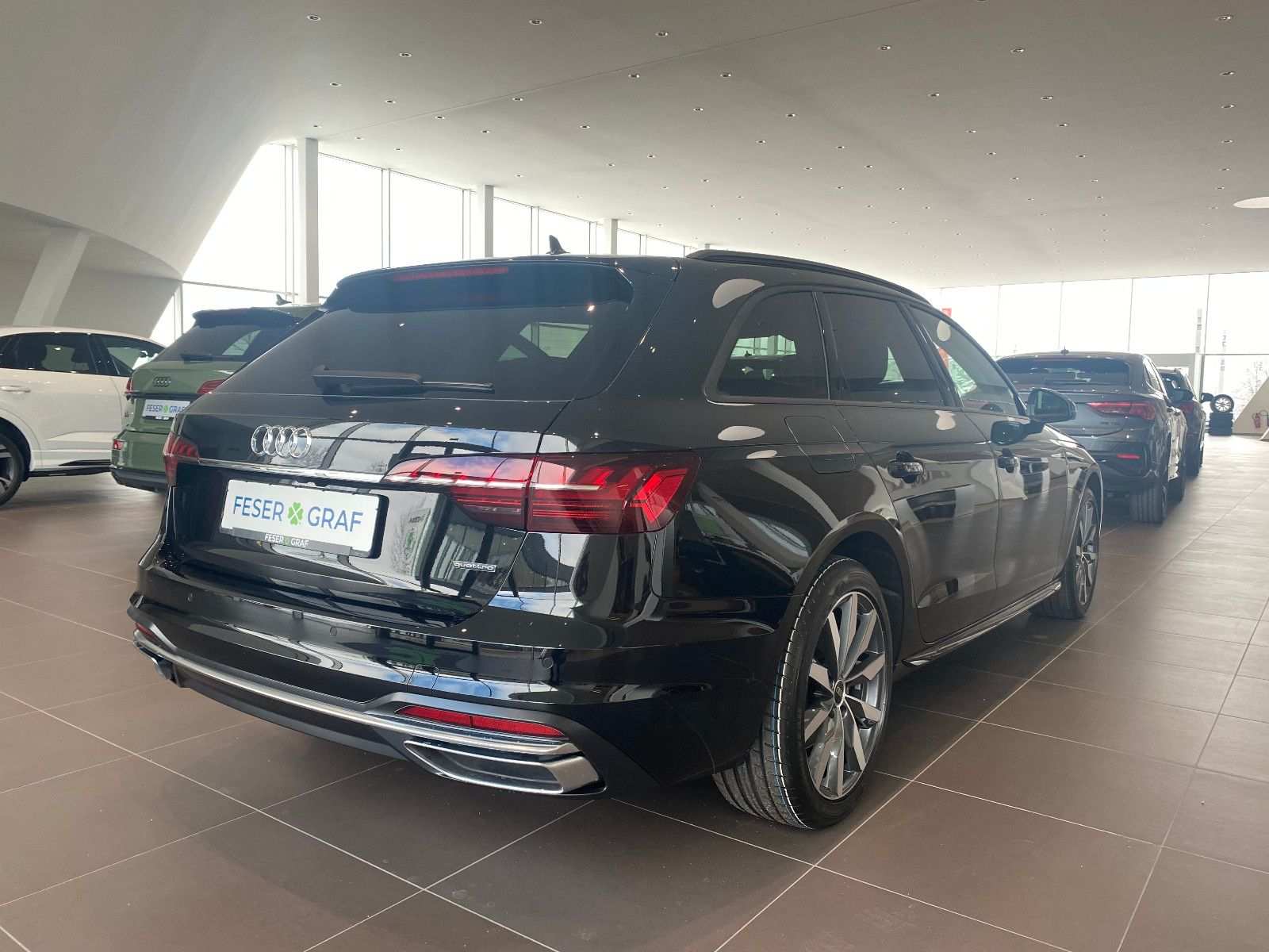 AUDI A4 AVANT (5/15)