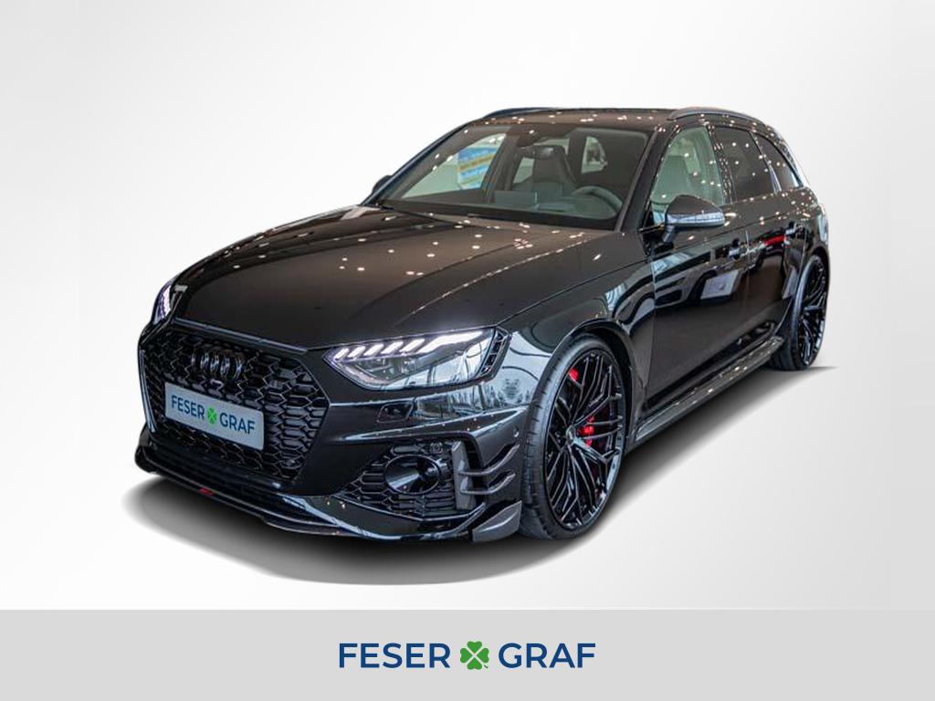 AUDI RS4 AVANT (1/28)