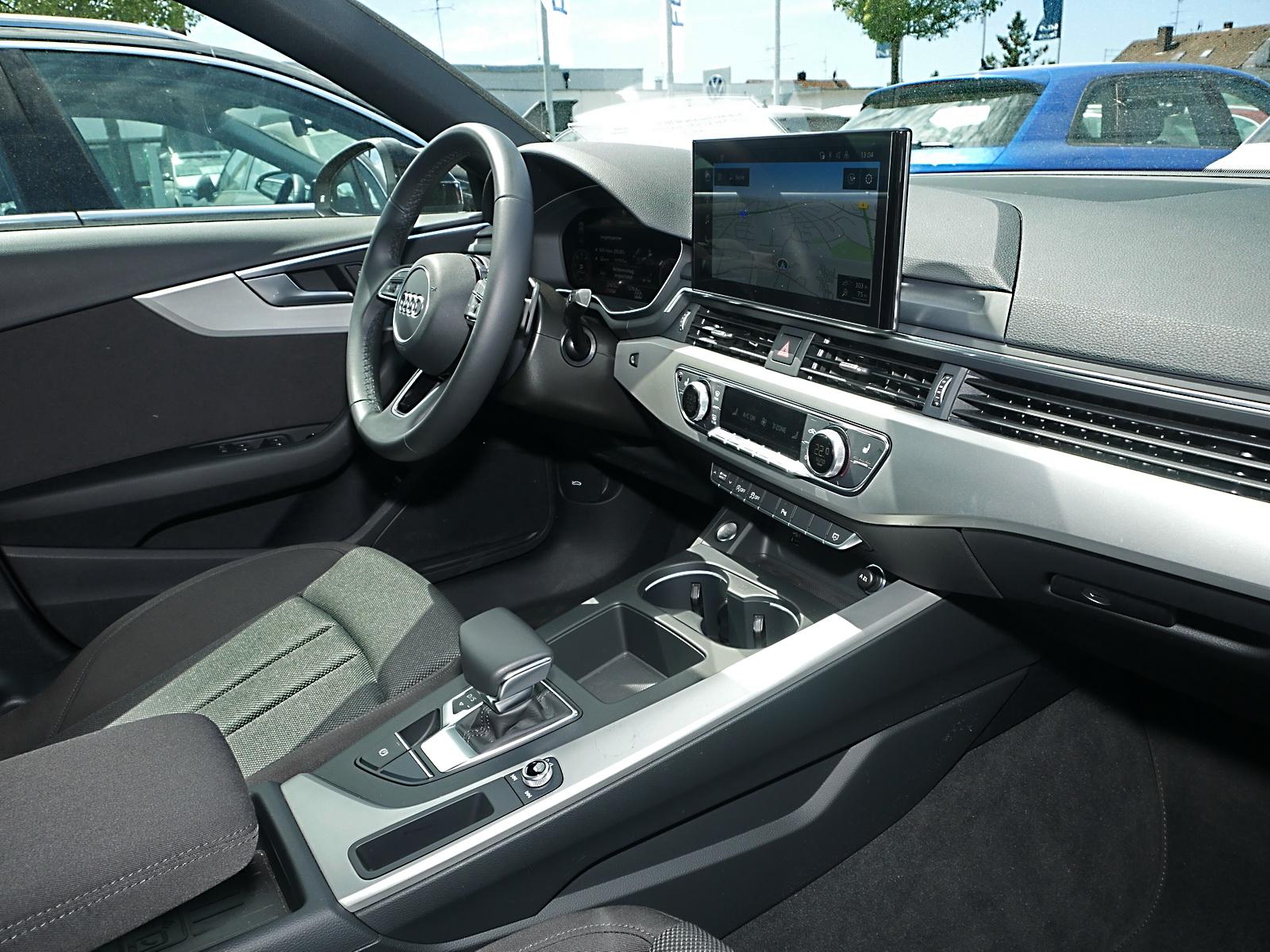 AUDI A4 LIMOUSINE (5/6)