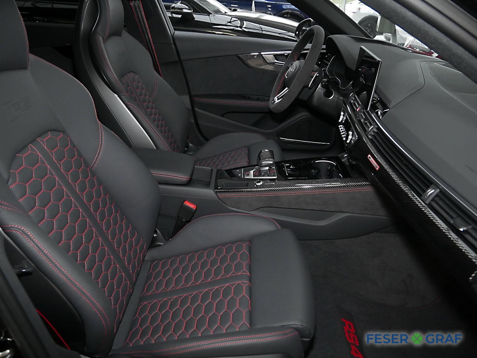AUDI RS4 AVANT (5/16)