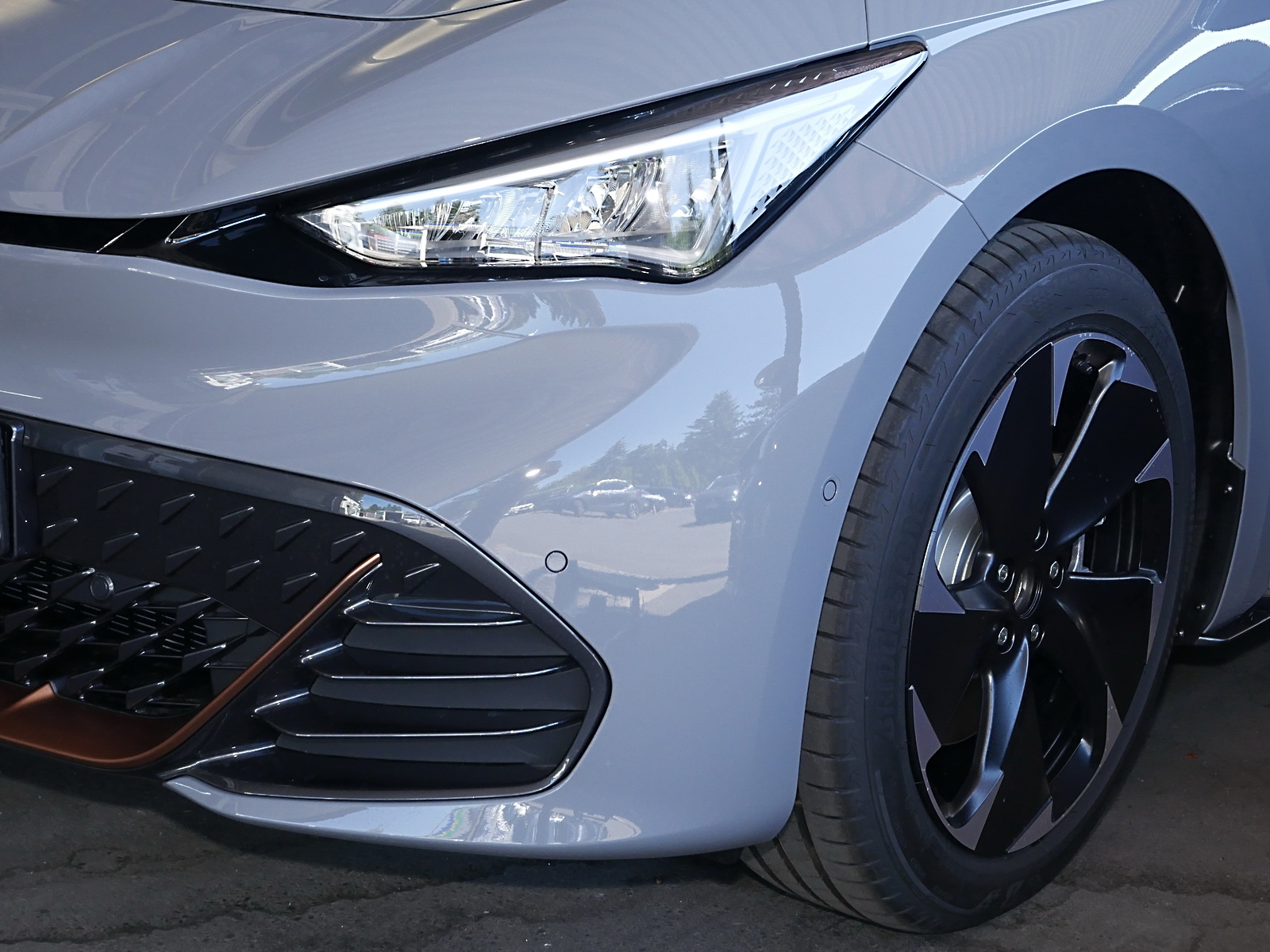 CUPRA BORN (14/18)
