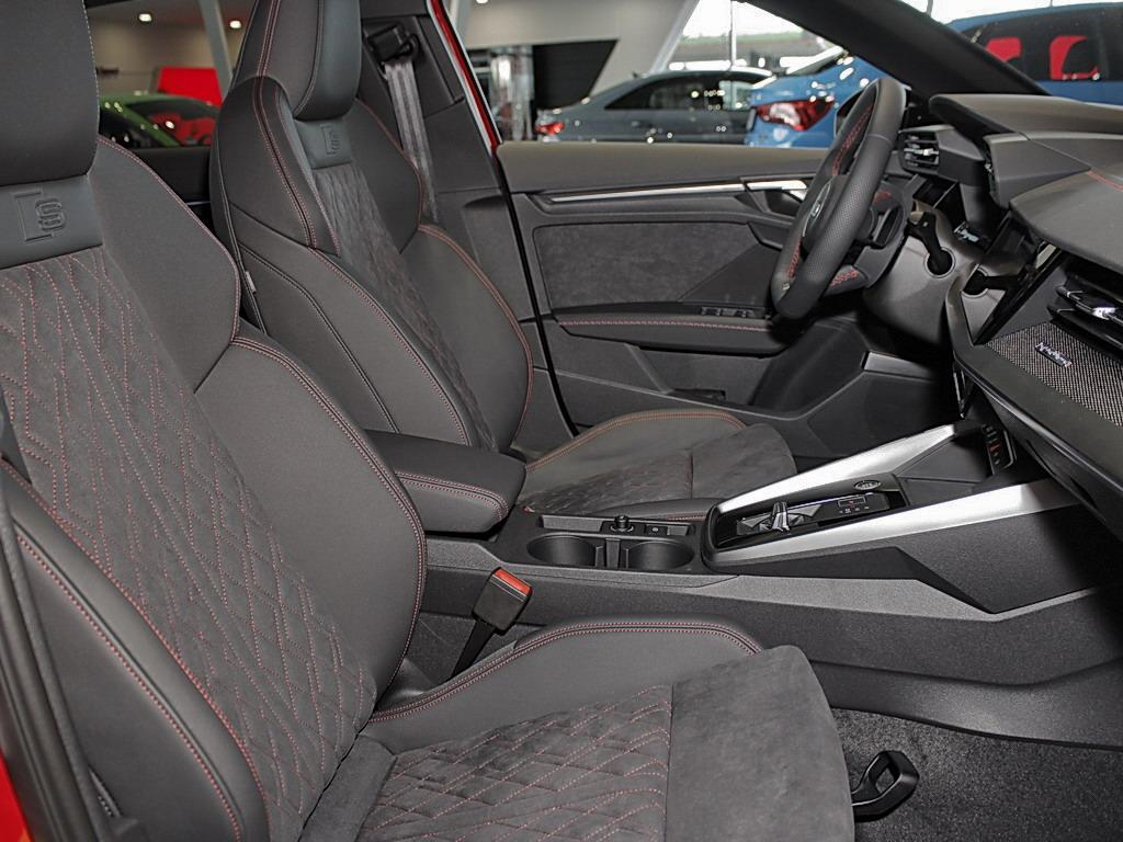 AUDI A3 SPORTBACK (5/18)