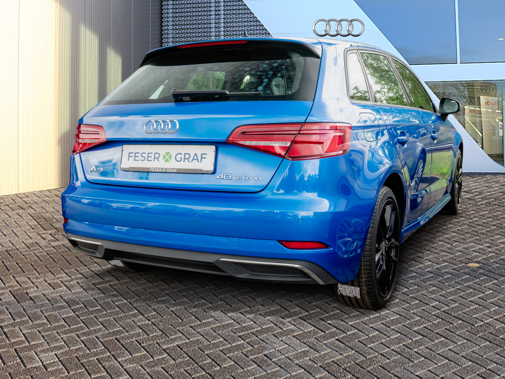 AUDI A3 SPORTBACK (2/17)