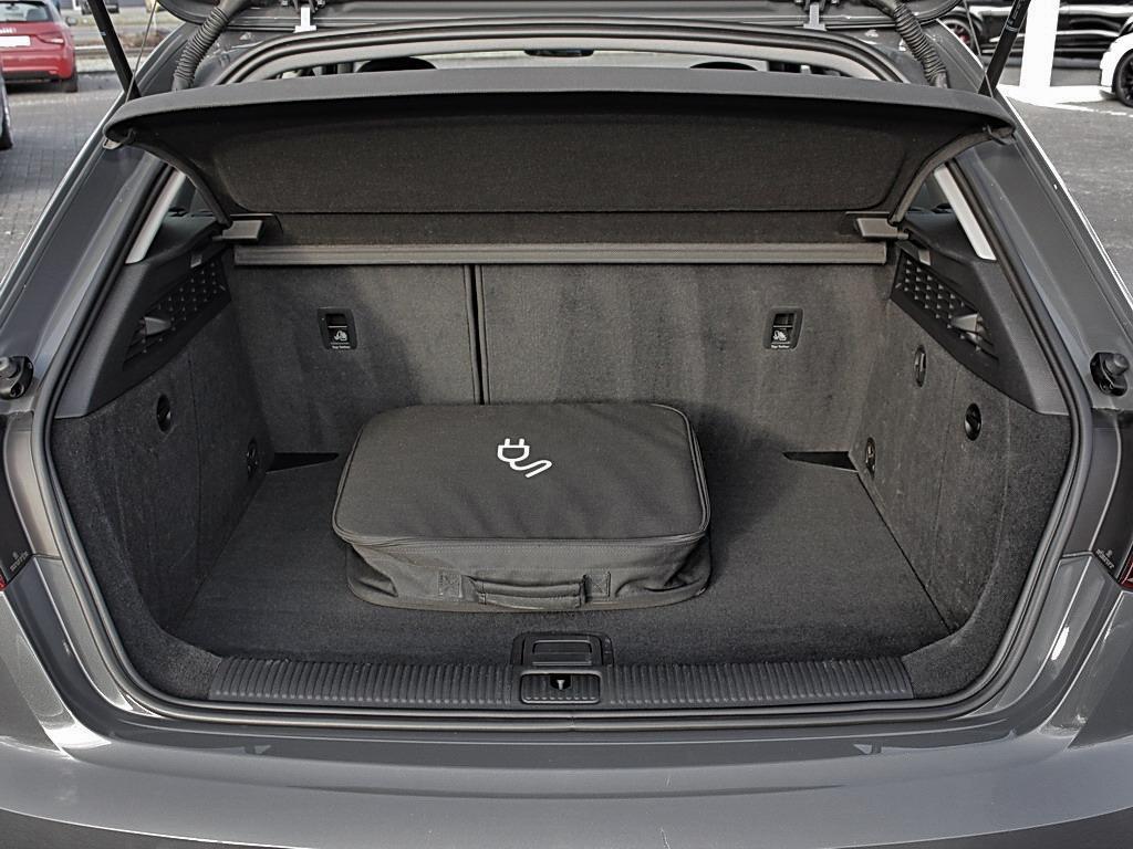 AUDI A3 SPORTBACK (11/16)