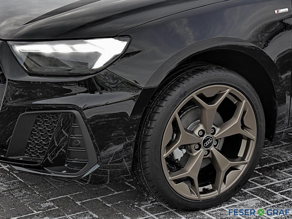 AUDI A1 (3/17)
