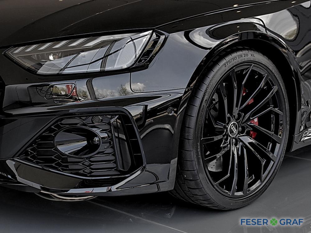AUDI RS4 AVANT (3/22)