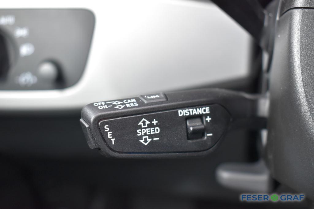 AUDI A4 (16/20)