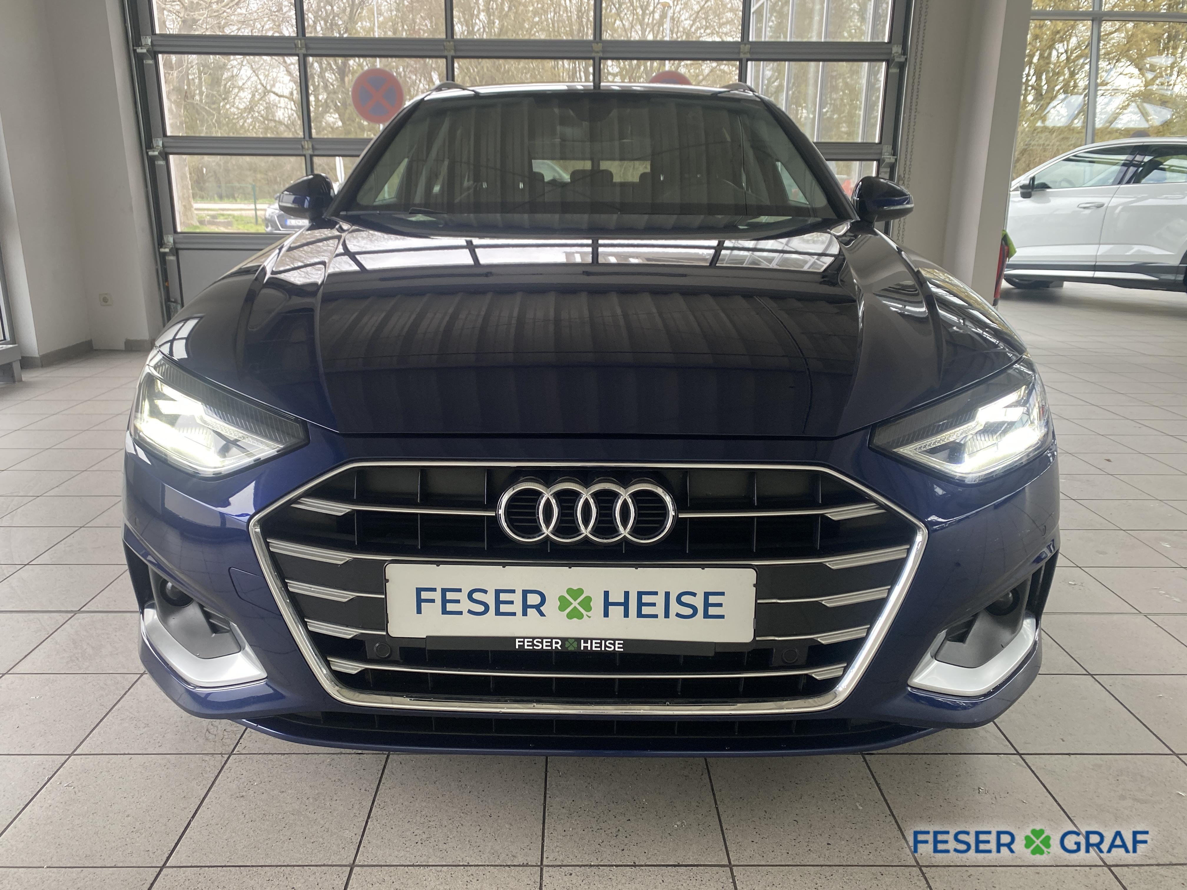 AUDI A4 AVANT (4/19)