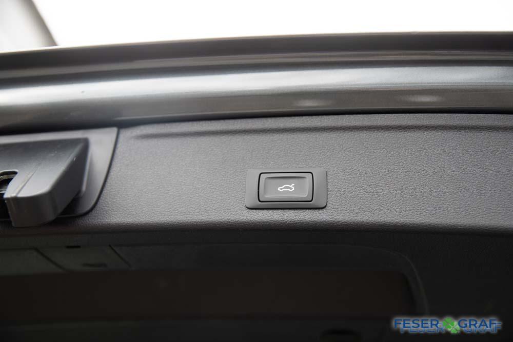 AUDI A4 AVANT (15/21)