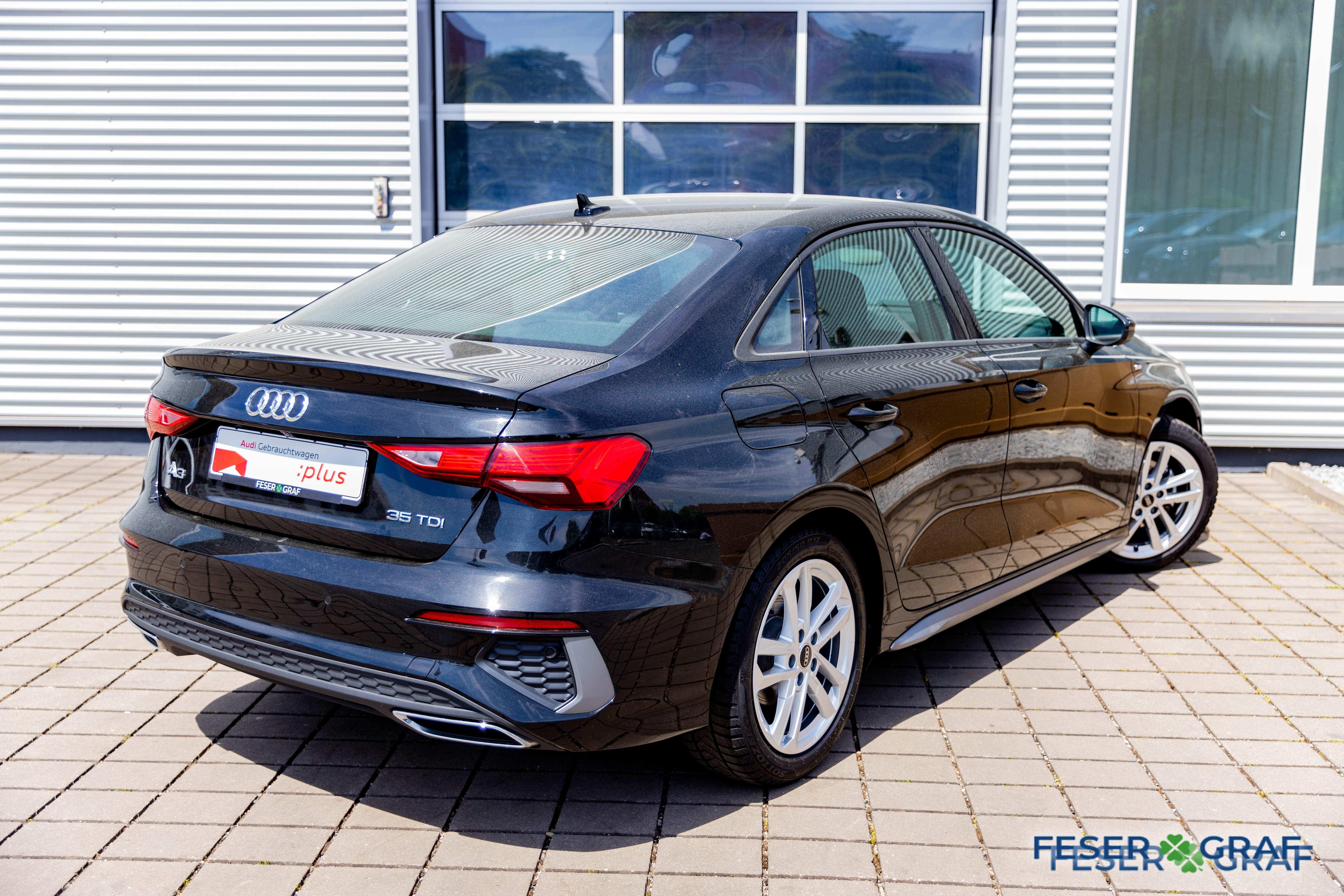 AUDI A3 LIMOUSINE (2/10)
