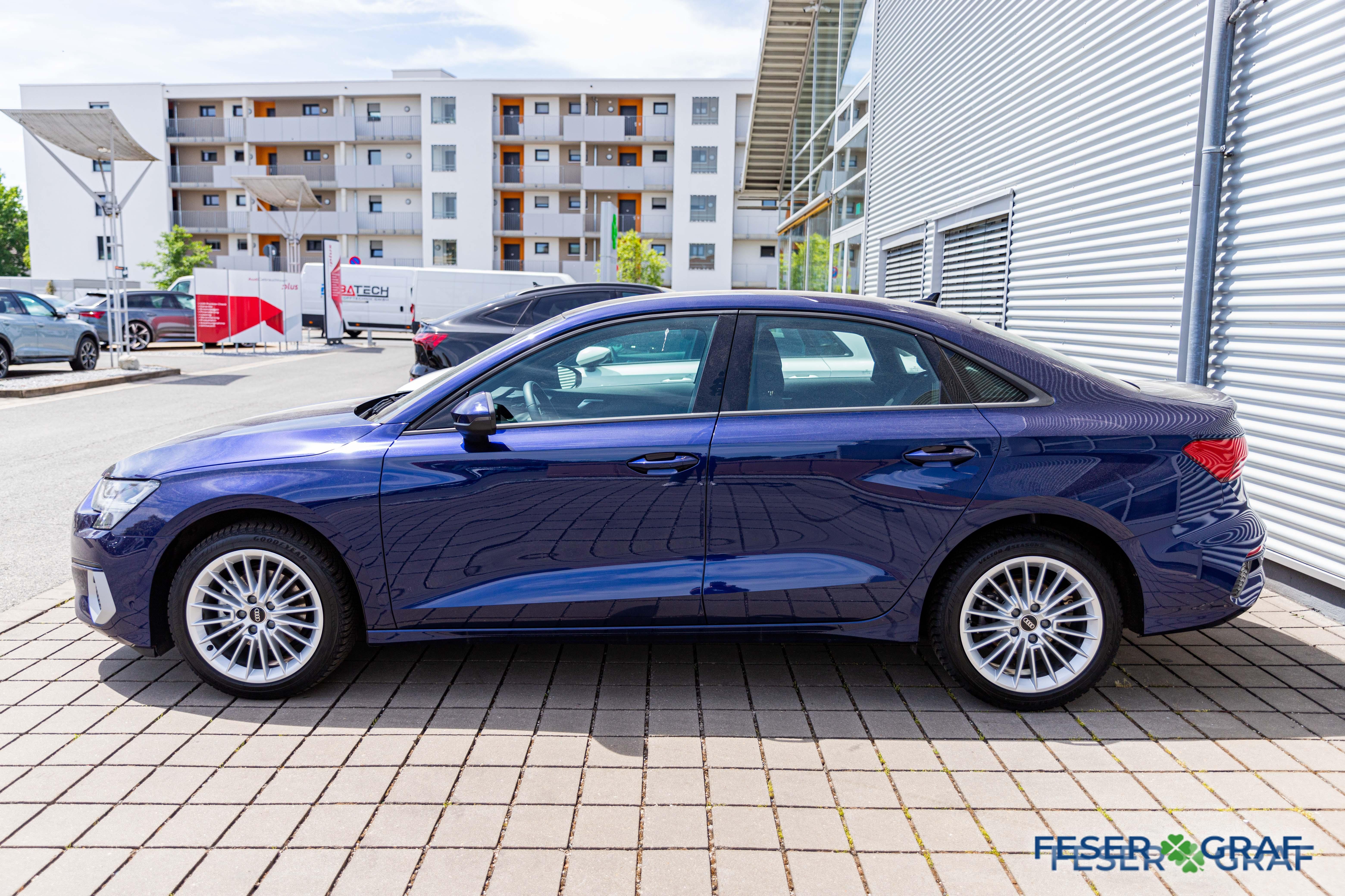 AUDI A3 LIMOUSINE (5/10)