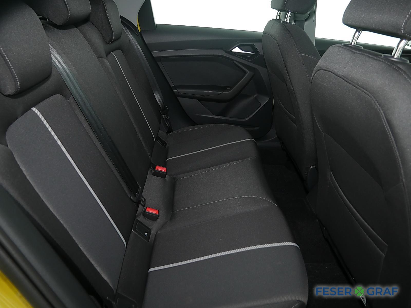 AUDI A1 CITYCARVER (8/17)
