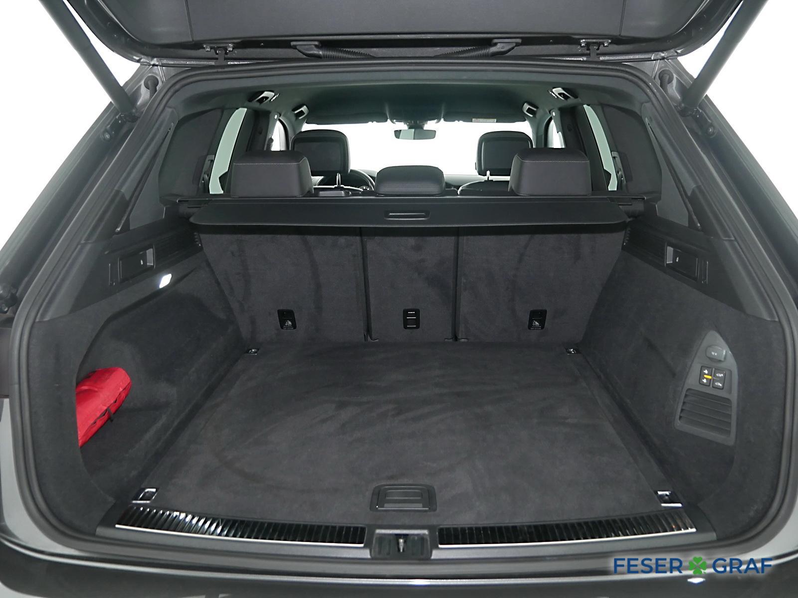 VW TOUAREG (19/26)