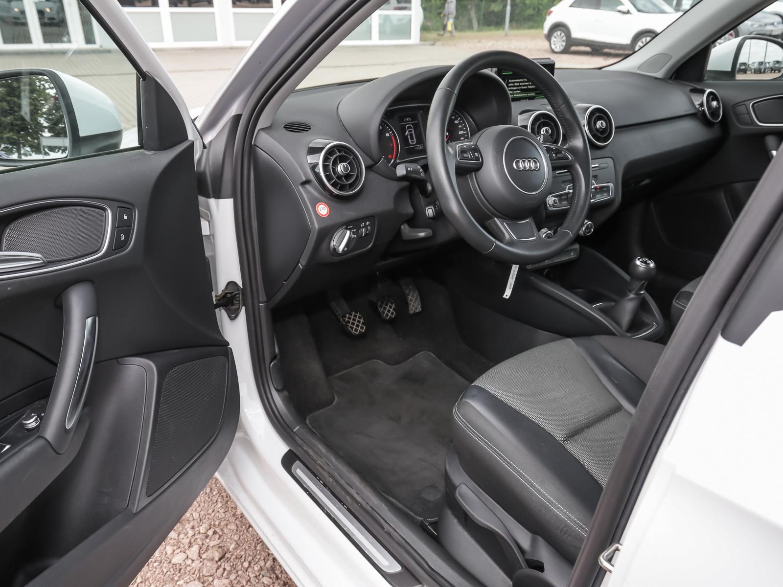 AUDI A1 SPORTBACK (10/14)
