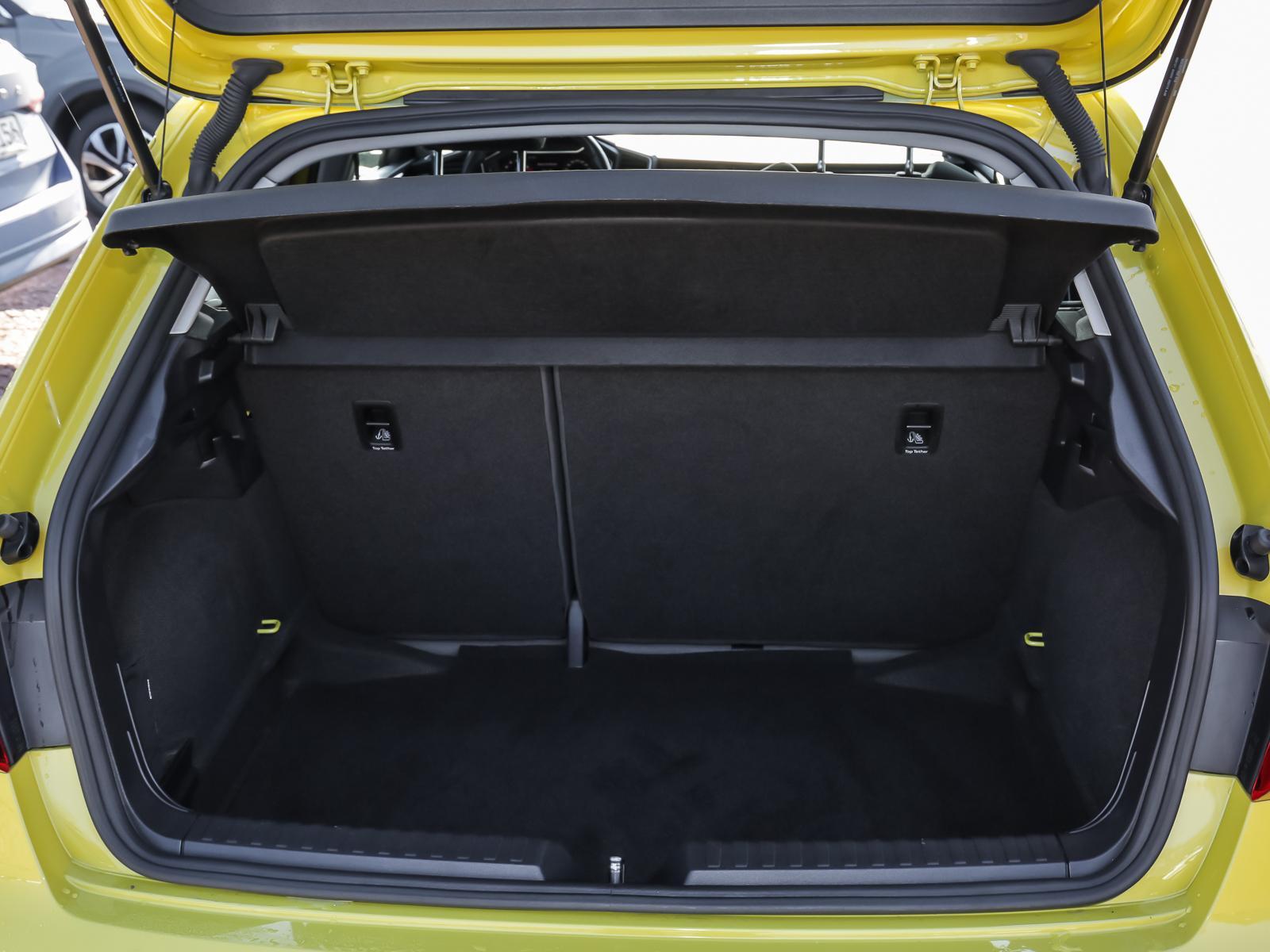 AUDI A1 SPORTBACK (9/14)