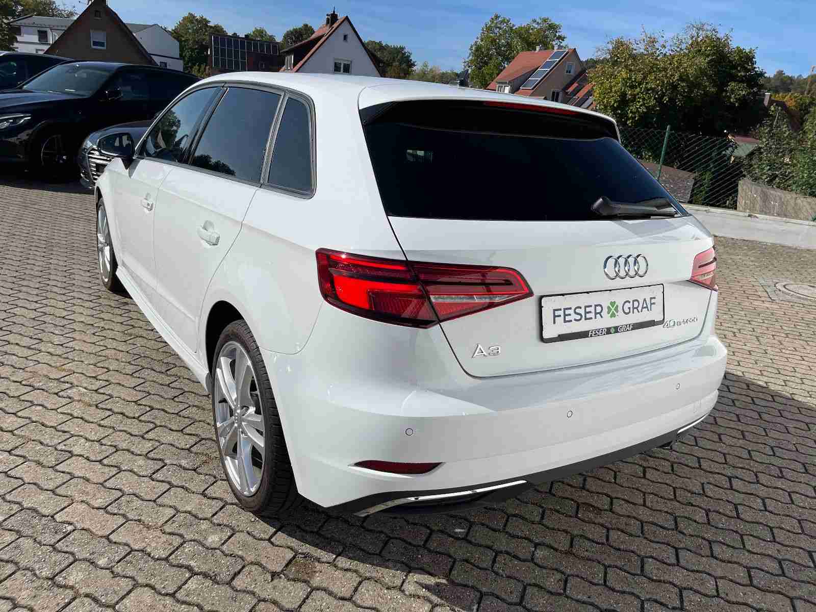 AUDI A3 SPORTBACK (10/31)
