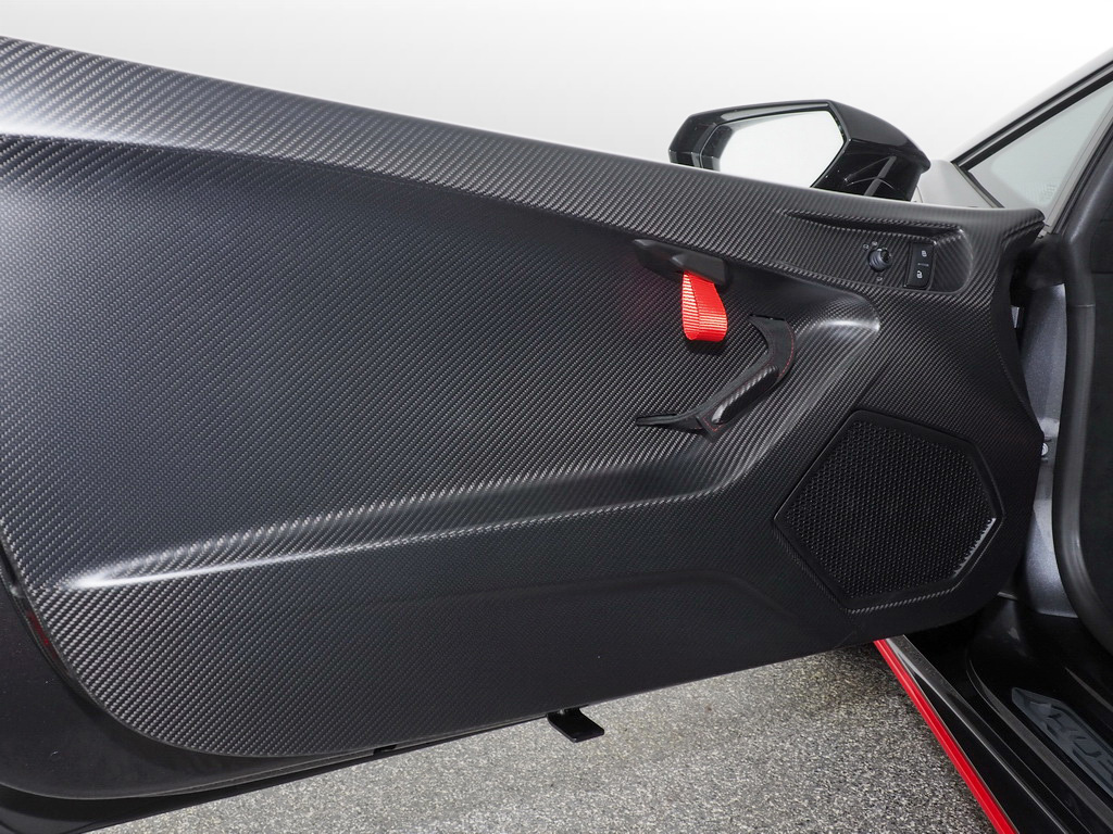 LAMBORGHINI HURACÁN (10/23)