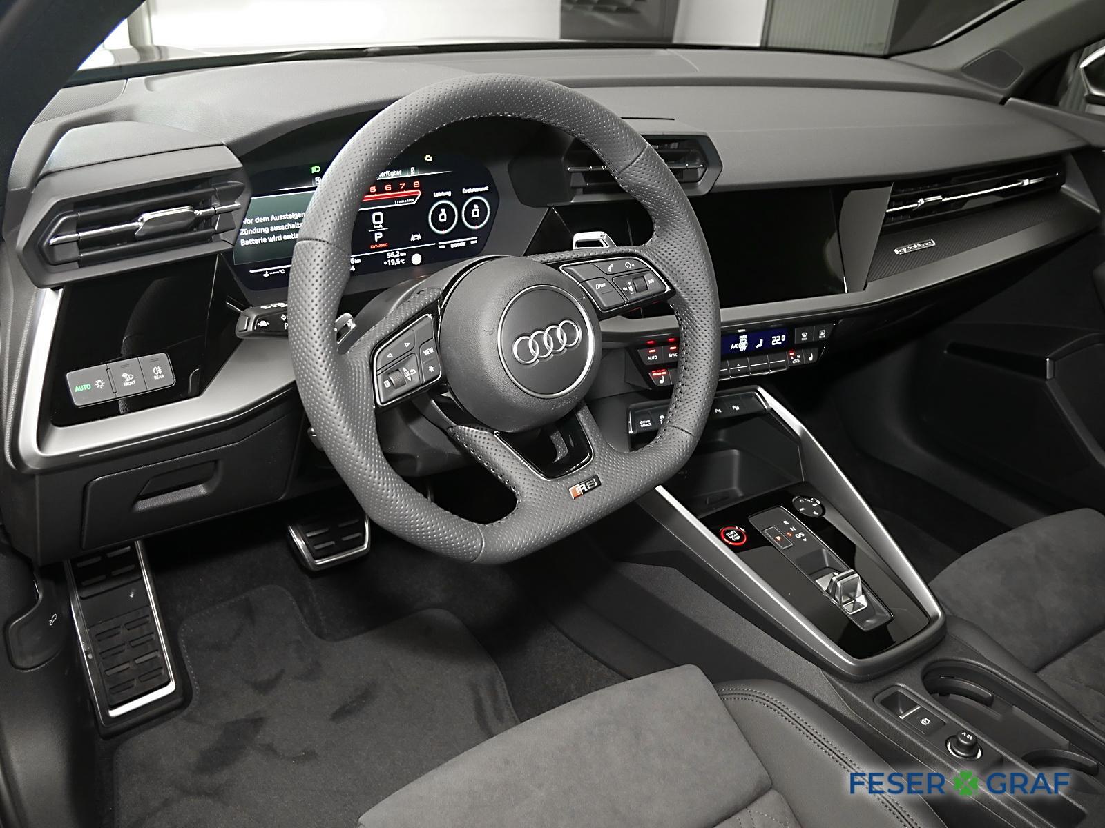 AUDI RS3 LIMOUSINE (7/20)