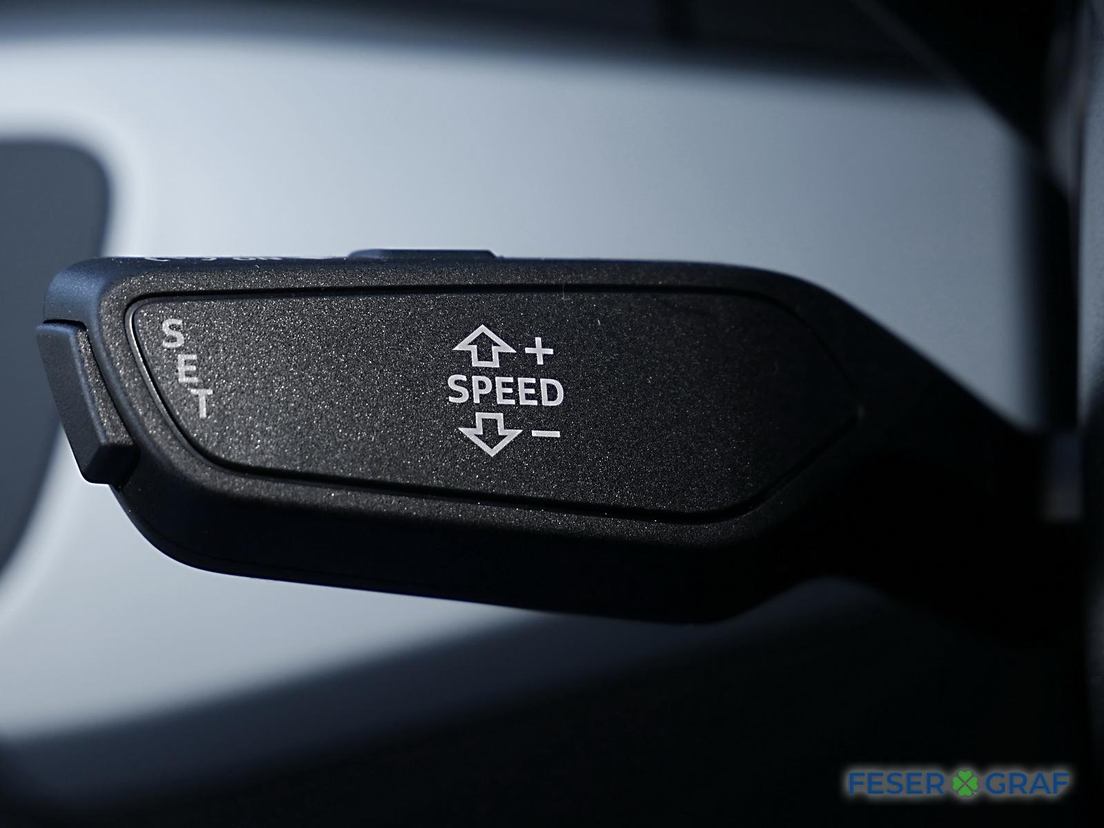 AUDI A4 AVANT (11/22)