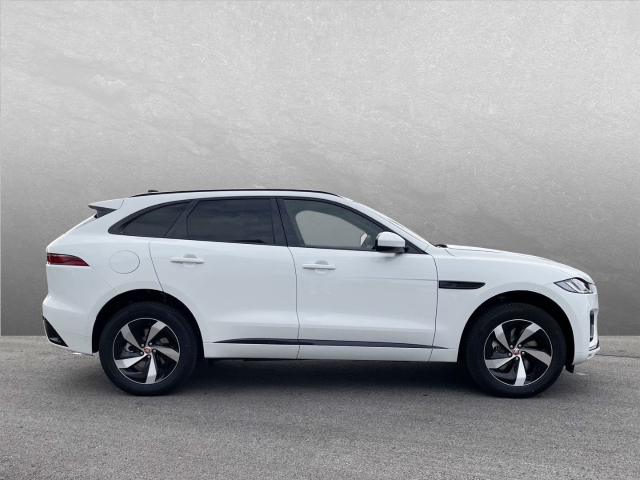 JAGUAR F-PACE (6/9)