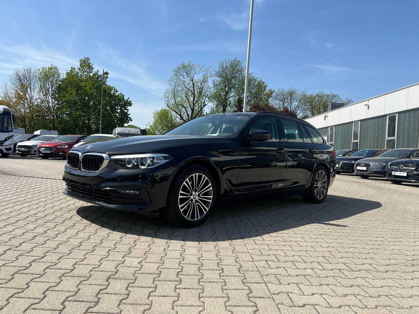 BMW 520 (Bild 1/1)